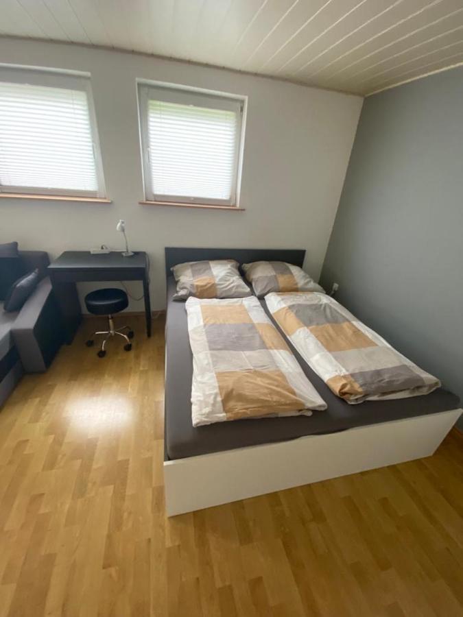 Schoene Wohnung In Karben - Rendel, Mit Freisitz Kültér fotó